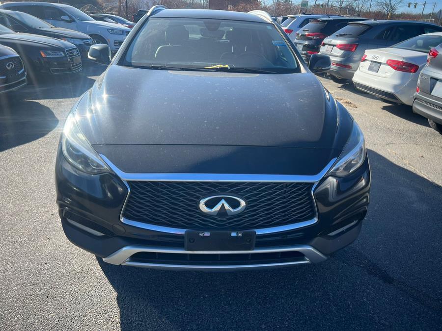 2017 Infiniti QX30 Premium