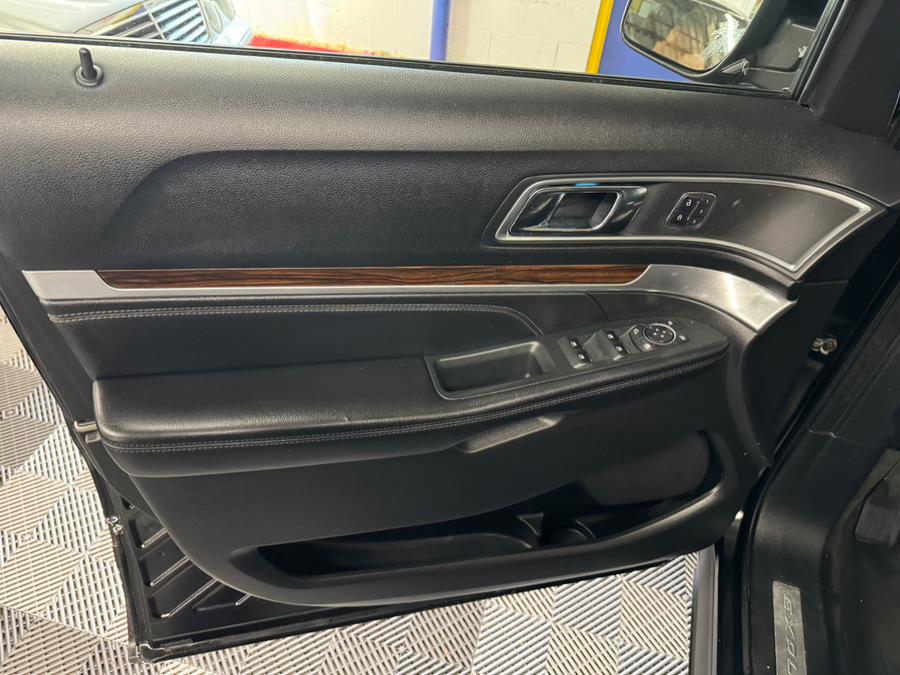 2016 Ford Explorer 4WD 4dr Limited photo