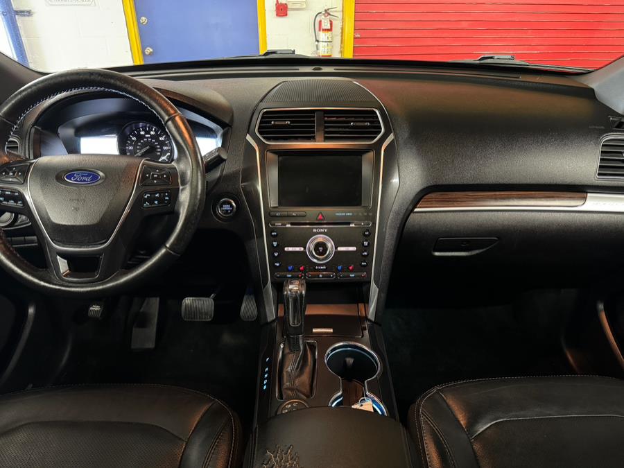 2016 Ford Explorer 4WD 4dr Limited photo