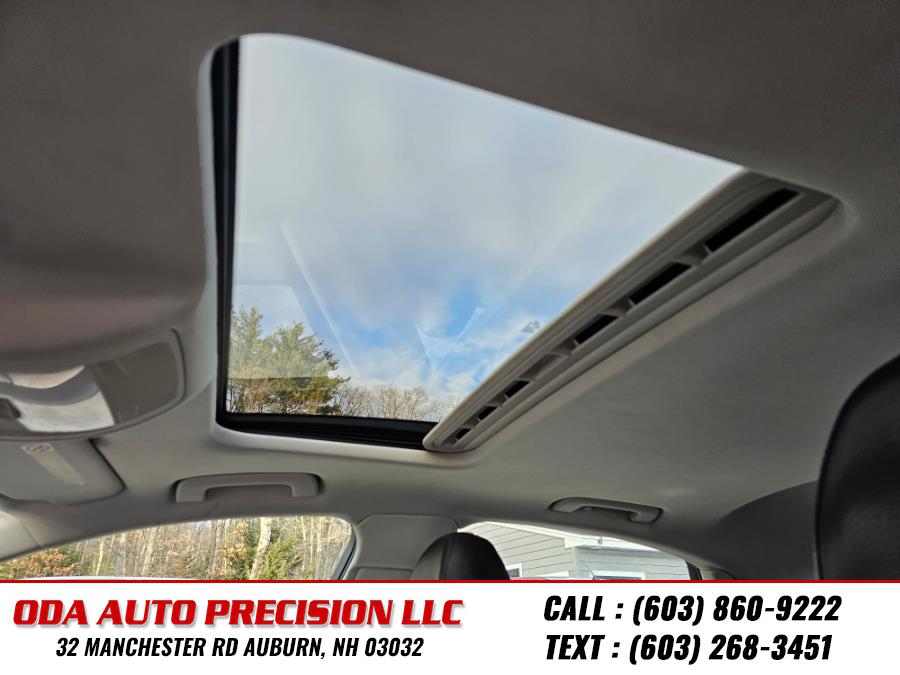 2011 Audi A4 2.0T quattro Premium photo
