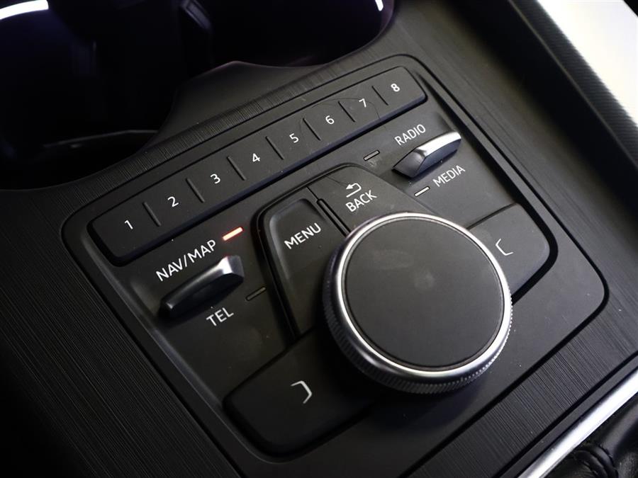 2018 Audi A4 PREMIUM photo