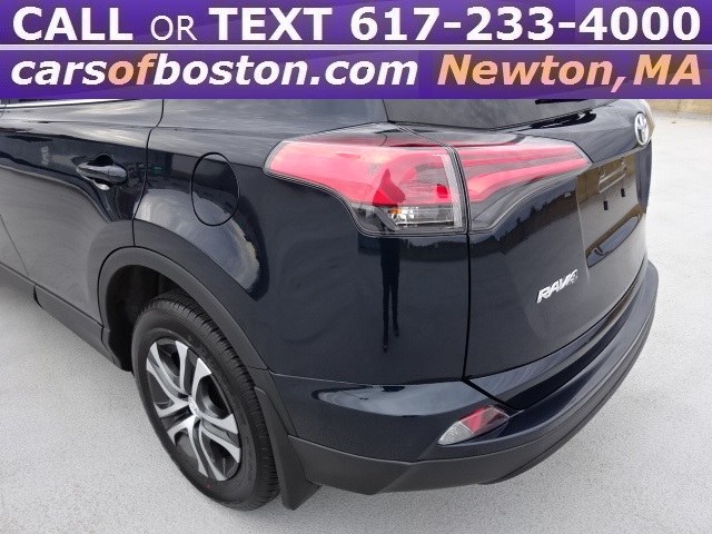 2016 Toyota RAV4 LE AWD photo