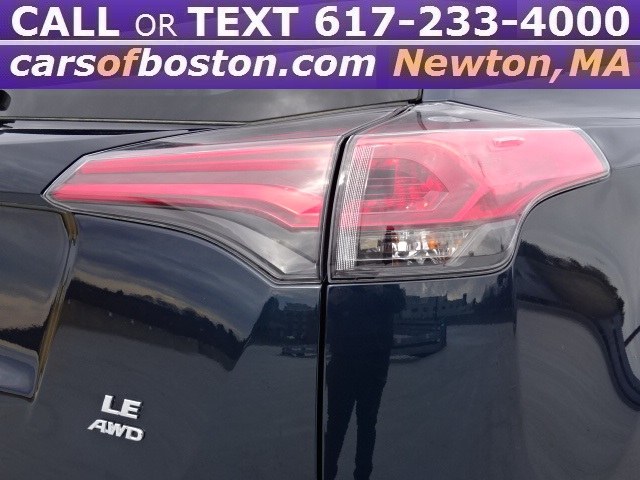 2016 Toyota RAV4 LE AWD photo