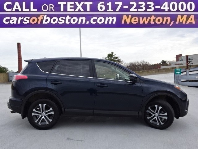 2016 Toyota RAV4 LE AWD photo