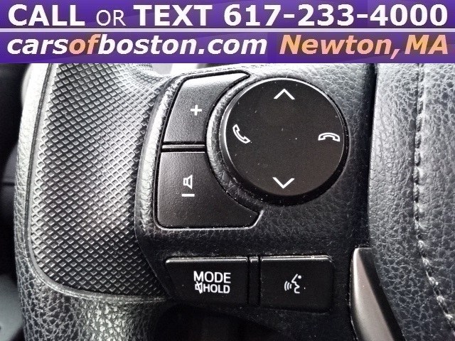 2016 Toyota RAV4 LE AWD photo