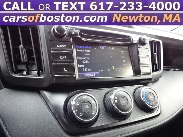 2016 Toyota RAV4 LE AWD photo