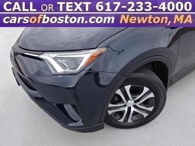 2016 Toyota RAV4 LE AWD photo