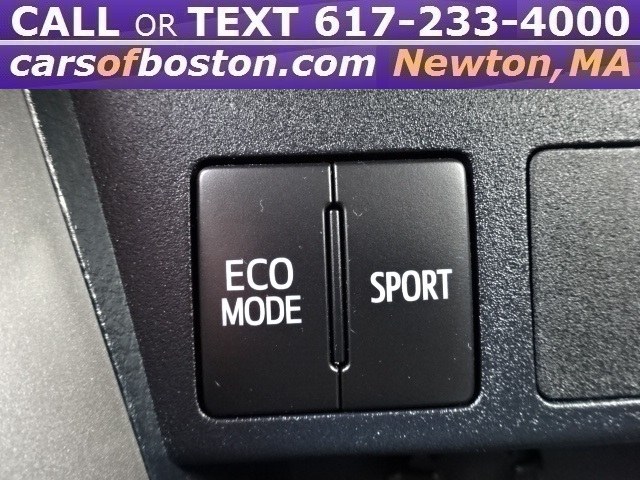 2016 Toyota RAV4 LE AWD photo