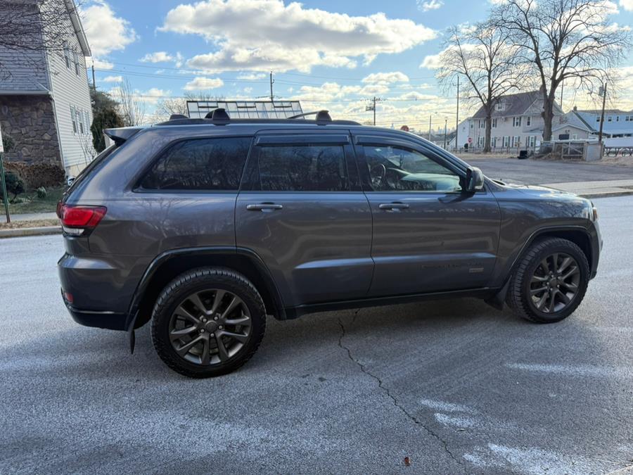 2016 Jeep Grand Cherokee 4WD Limited 75th anniversary photo