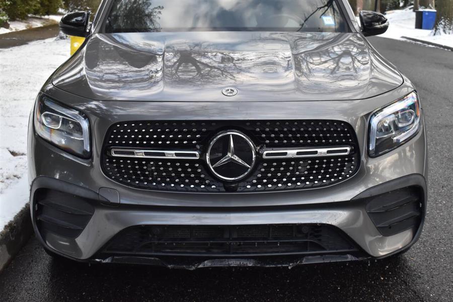 2021 Mercedes-Benz GLB GLB 250 4dr SUV photo