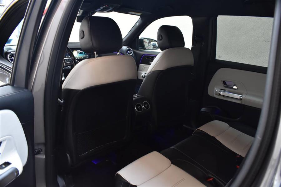 2021 Mercedes-Benz GLB GLB 250 4dr SUV photo