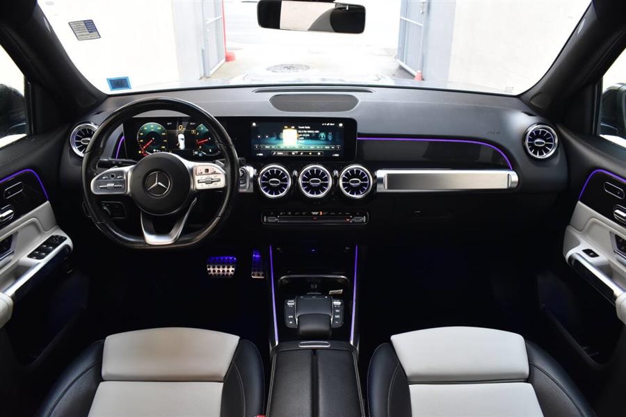 2021 Mercedes-Benz GLB GLB 250 4dr SUV photo