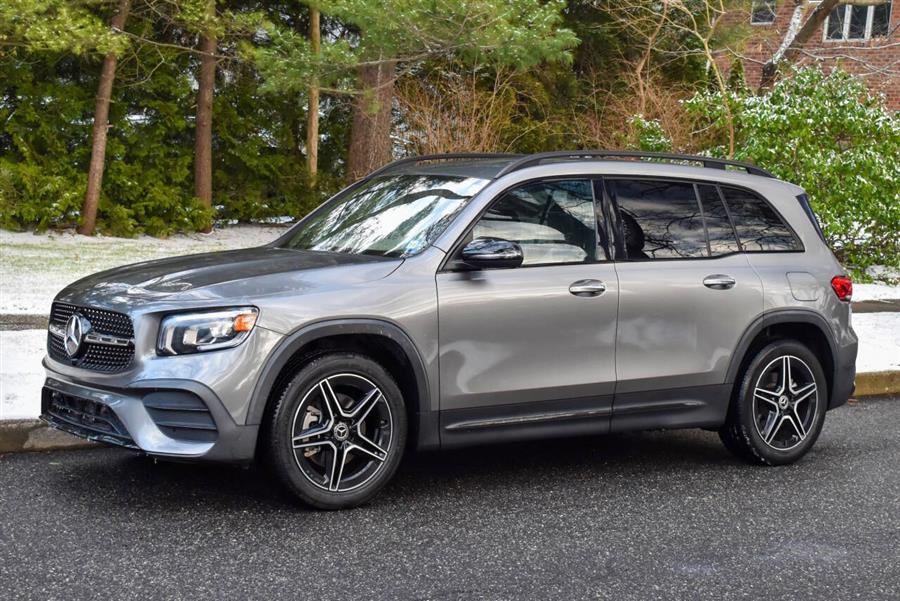 2021 Mercedes-Benz GLB GLB 250 4dr SUV photo