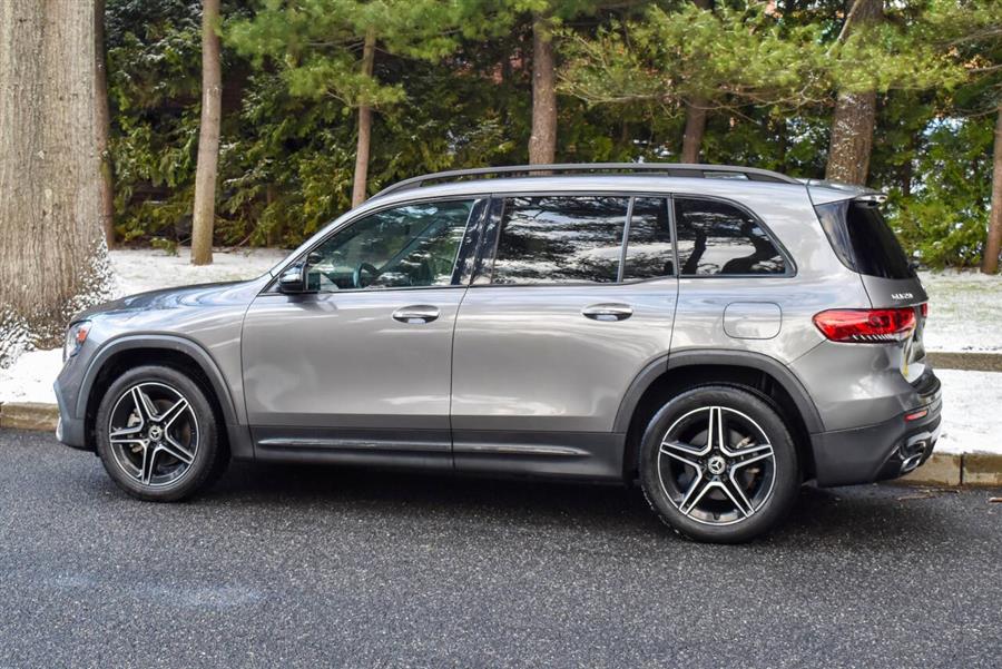 2021 Mercedes-Benz GLB GLB 250 4dr SUV photo
