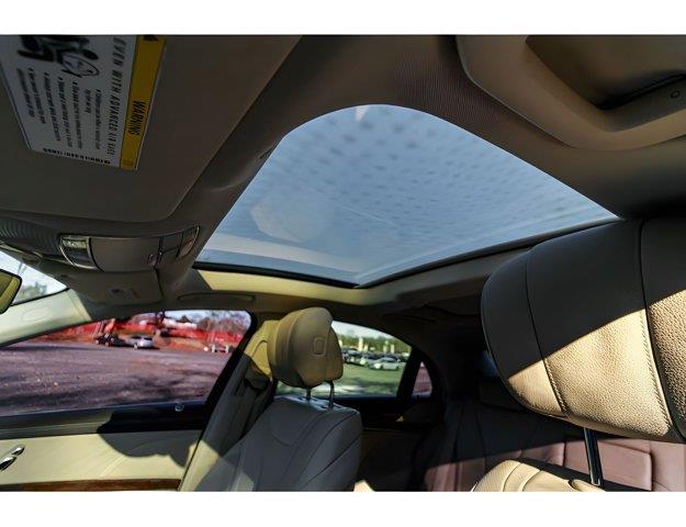2019 Mercedes-Benz S-Class S 450 photo