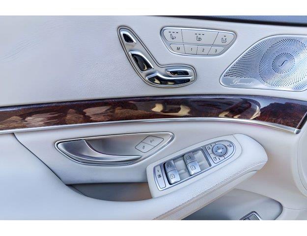2019 Mercedes-Benz S-Class S 450 photo