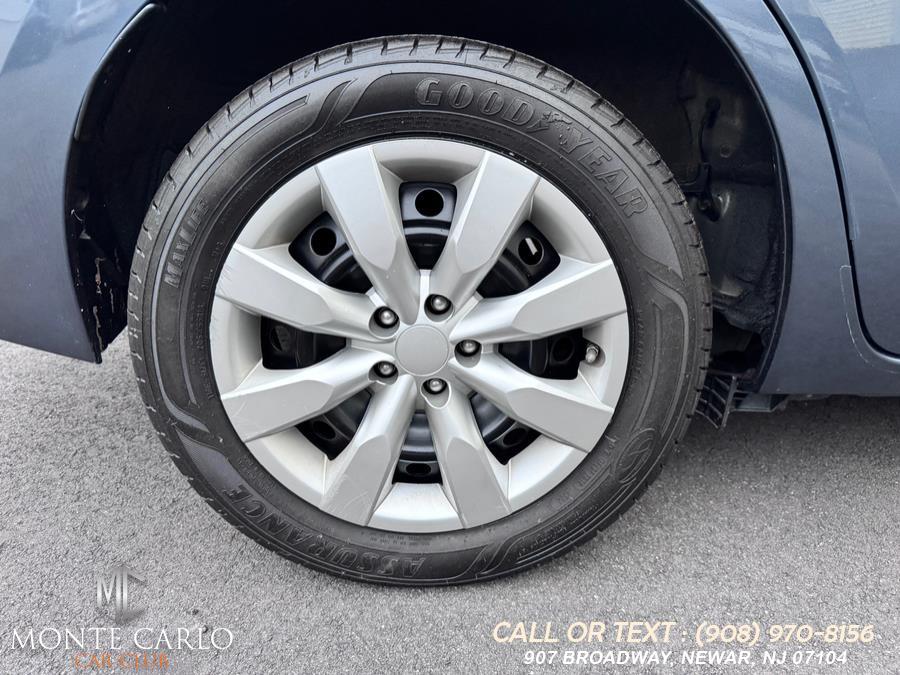 2016 Toyota Corolla 4dr Sdn Auto L (Natl) photo