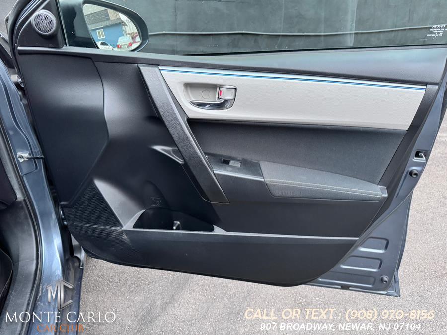 2016 Toyota Corolla 4dr Sdn Auto L (Natl) photo