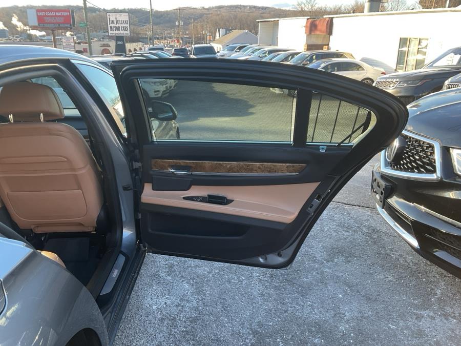 2015 BMW 7-Series 4dr Sdn 750Li xDrive AWD photo