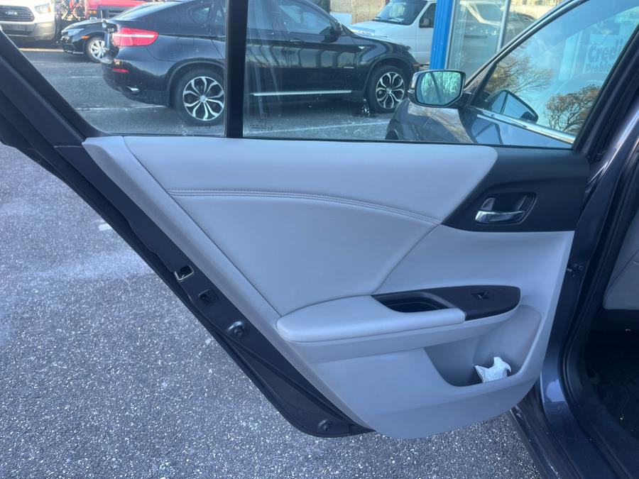 2015 Honda Accord V6 Auto Touring  ONE OWNER!! photo