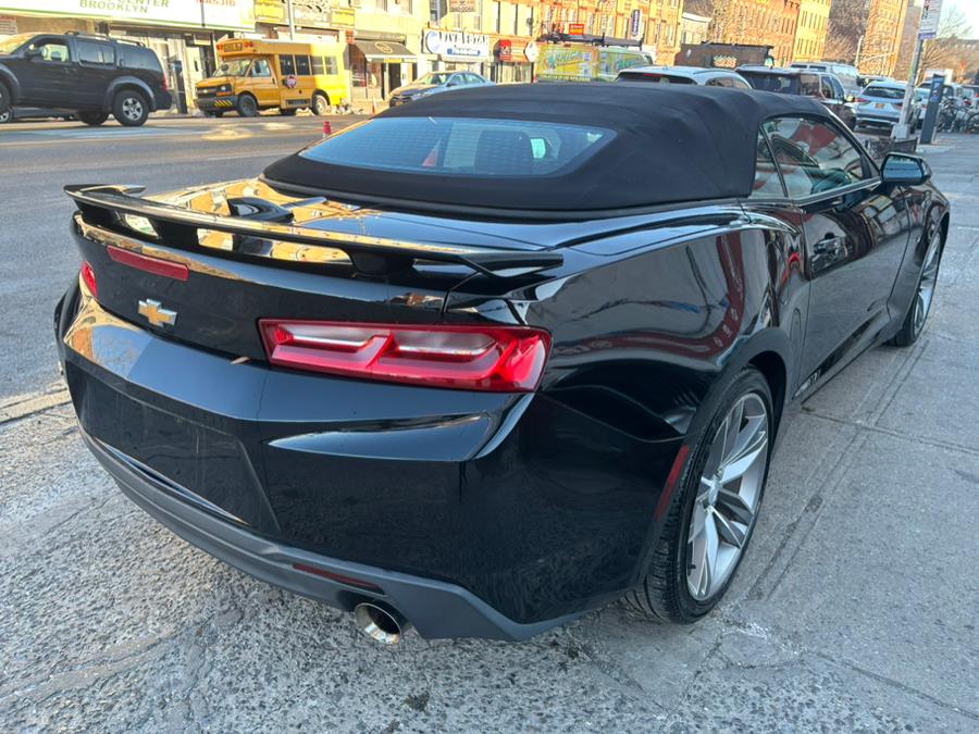 2017 Chevrolet Camaro 2dr Conv 2LT photo