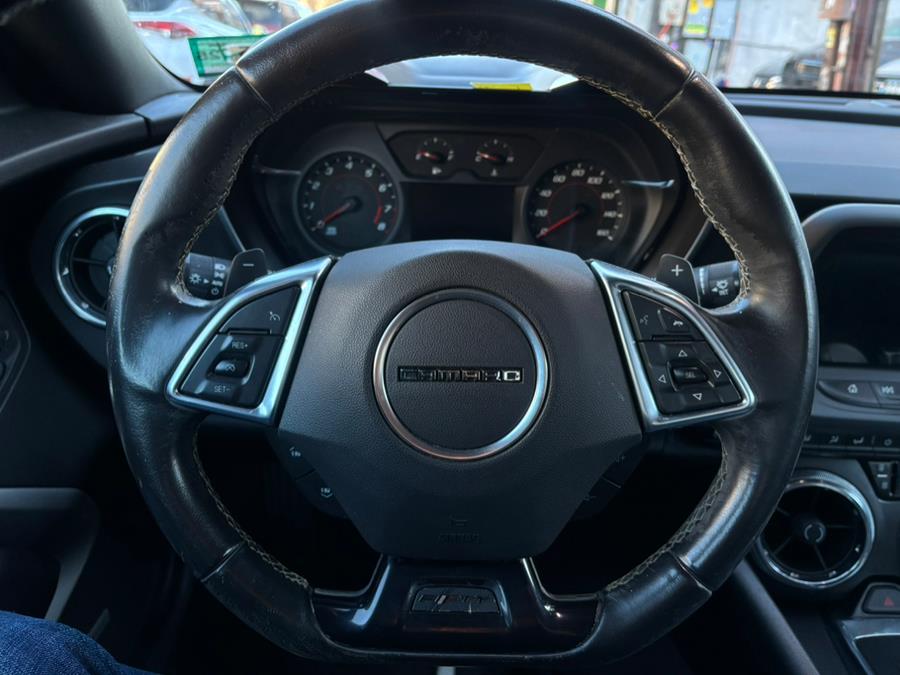 2017 Chevrolet Camaro 2dr Conv 2LT photo