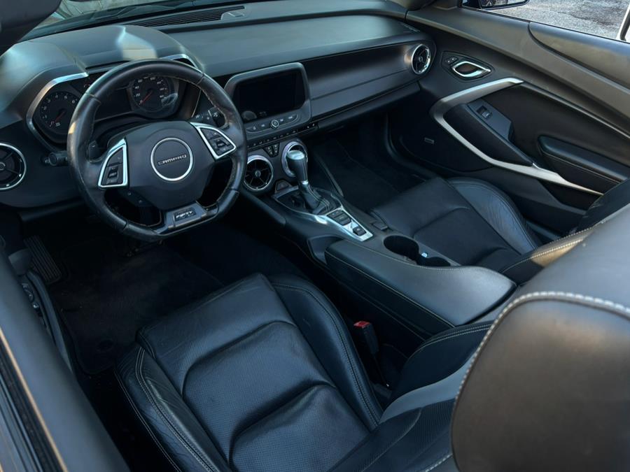 2017 Chevrolet Camaro 2dr Conv 2LT photo