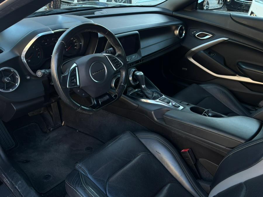 2017 Chevrolet Camaro 2dr Conv 2LT photo