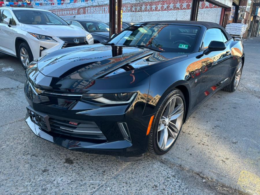 2017 Chevrolet Camaro 2dr Conv 2LT photo