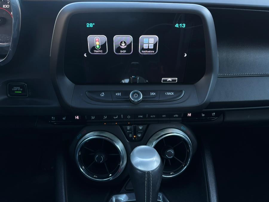 2017 Chevrolet Camaro 2dr Conv 2LT photo