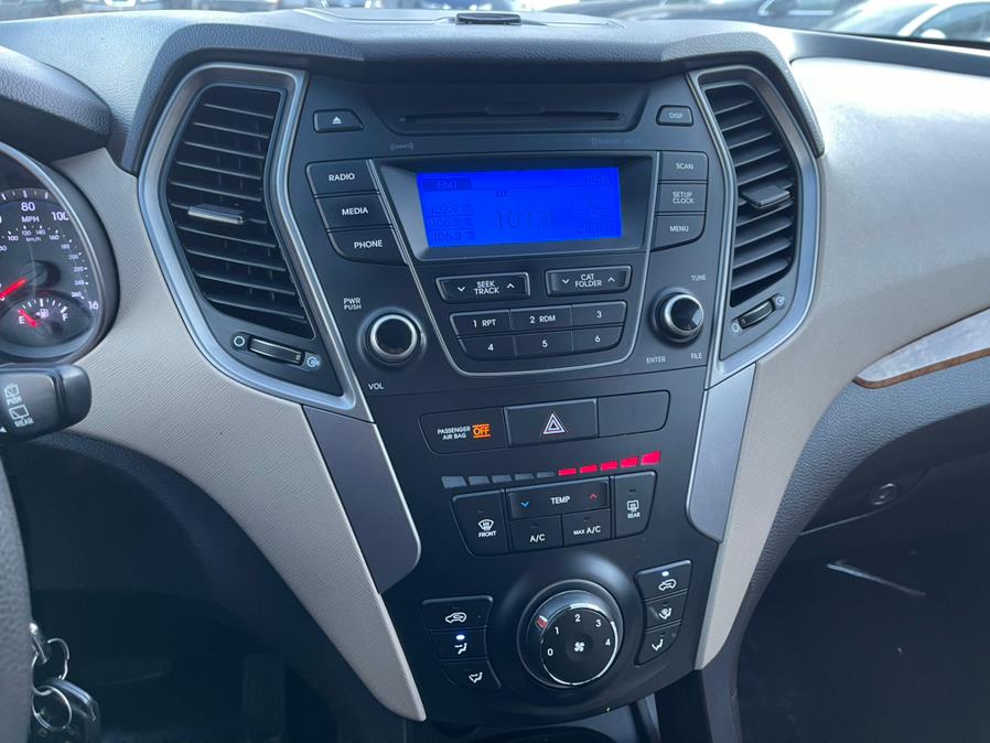 2014 Hyundai Santa Fe Sport 2.4L photo