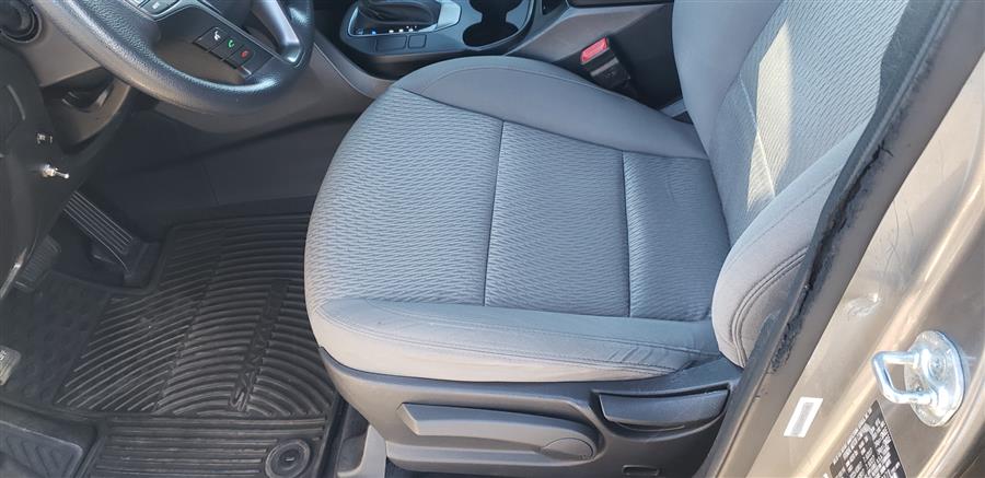 2015 Hyundai Santa Fe Sport FWD 4dr 2.4 photo