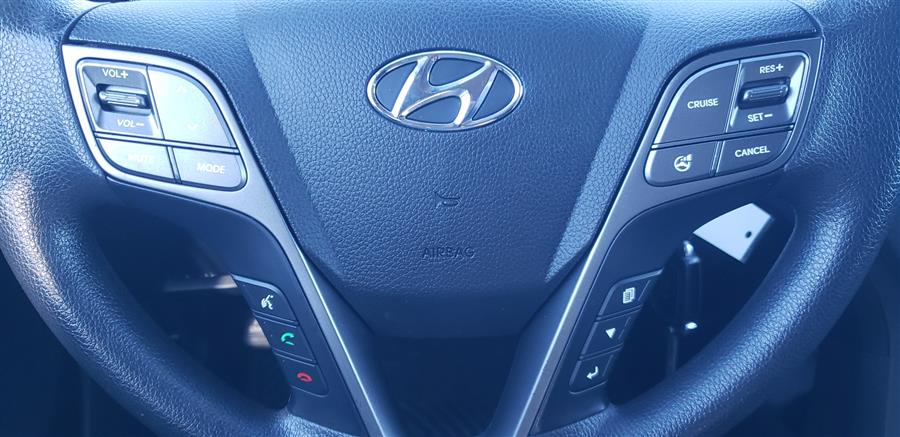 2015 Hyundai Santa Fe Sport FWD 4dr 2.4 photo