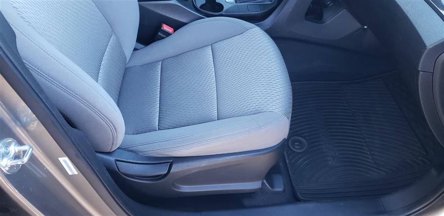 2015 Hyundai Santa Fe Sport FWD 4dr 2.4 photo