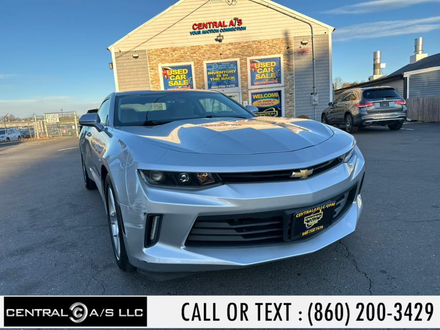 2016 Chevrolet Camaro 2dr Cpe 1LT photo