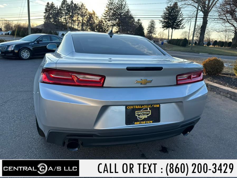 2016 Chevrolet Camaro 2dr Cpe 1LT photo