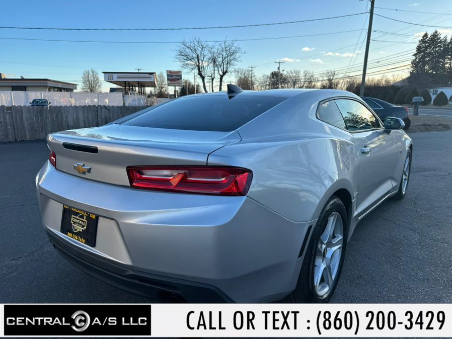 2016 Chevrolet Camaro 2dr Cpe 1LT photo