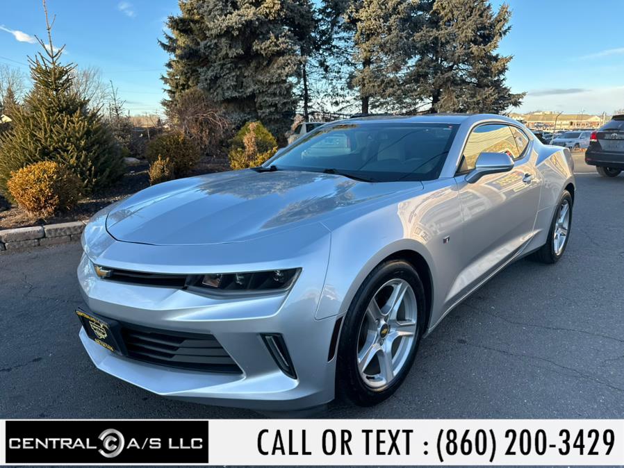 2016 Chevrolet Camaro 2dr Cpe 1LT photo