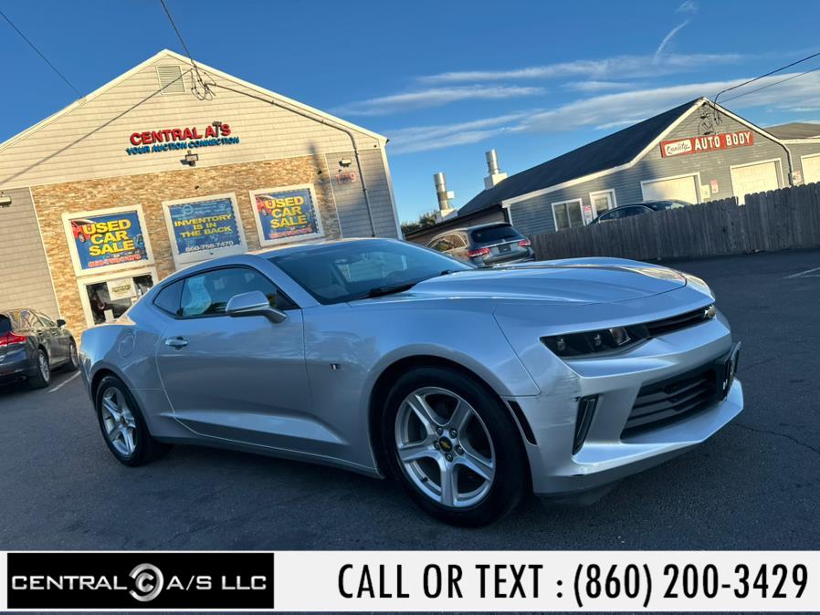 2016 Chevrolet Camaro 2dr Cpe 1LT photo