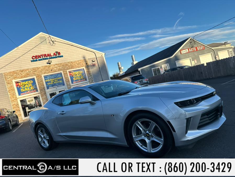 2016 Chevrolet Camaro 2dr Cpe 1LT photo