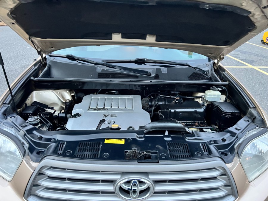 2010 Toyota Highlander photo