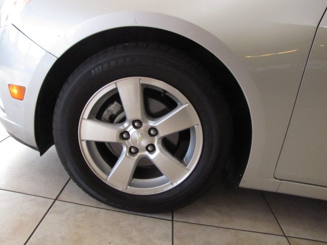 2014 Chevrolet Cruze 1LT Auto photo