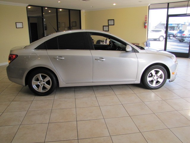 2014 Chevrolet Cruze 1LT Auto photo