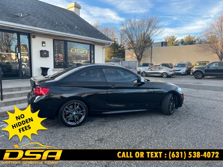 2016 BMW 2 Series 2dr Cpe M235i xDrive AWD photo