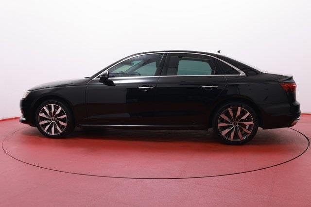 2022 Audi A4 40 Premium Plus photo