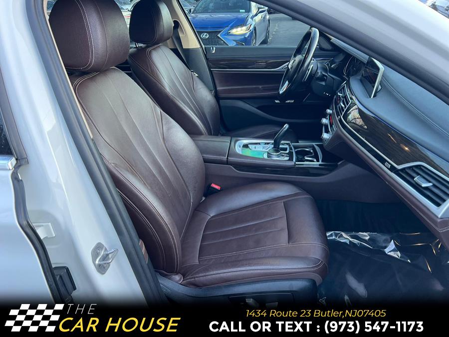2018 BMW 7-Series 740e xDrive iPerformance Plug- photo