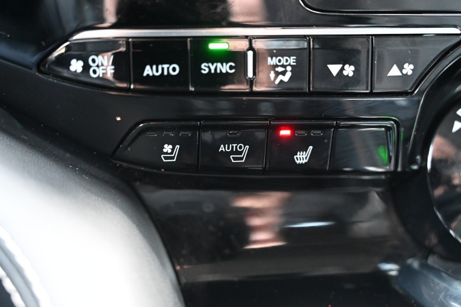 2022 Acura MDX SH-AWD w/Advance Package photo