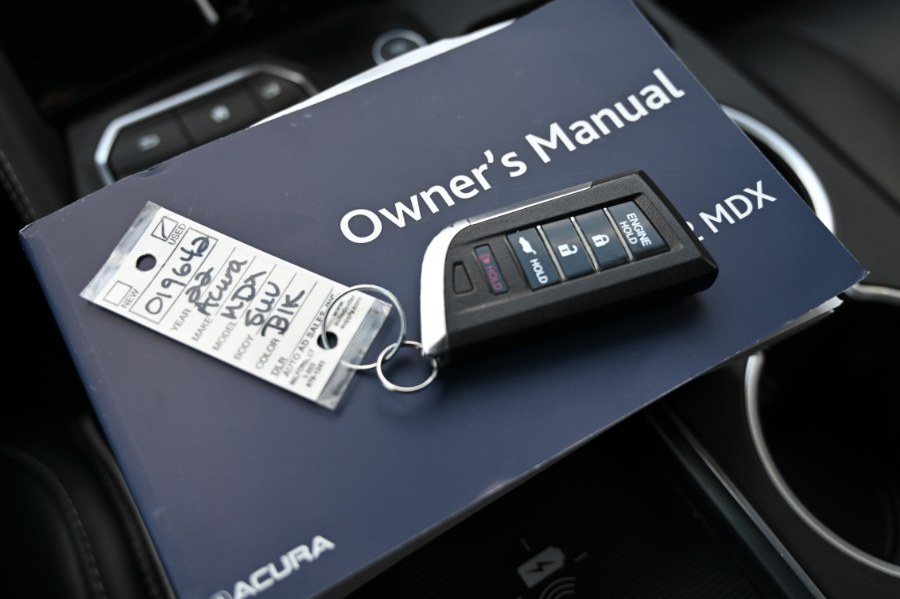 2022 Acura MDX SH-AWD w/Advance Package photo