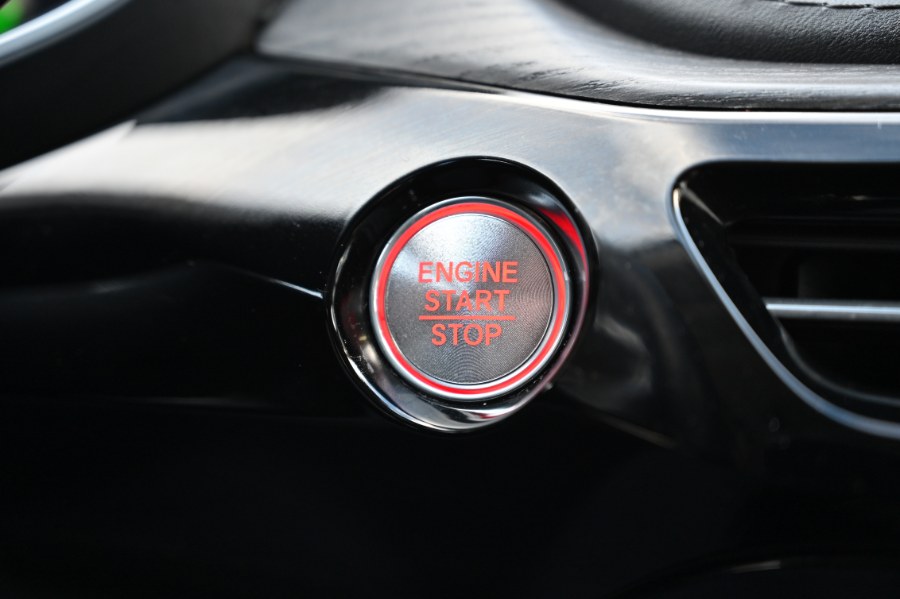 2022 Acura MDX SH-AWD w/Advance Package photo