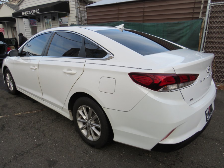 2019 Hyundai Sonata SE 2.4L photo